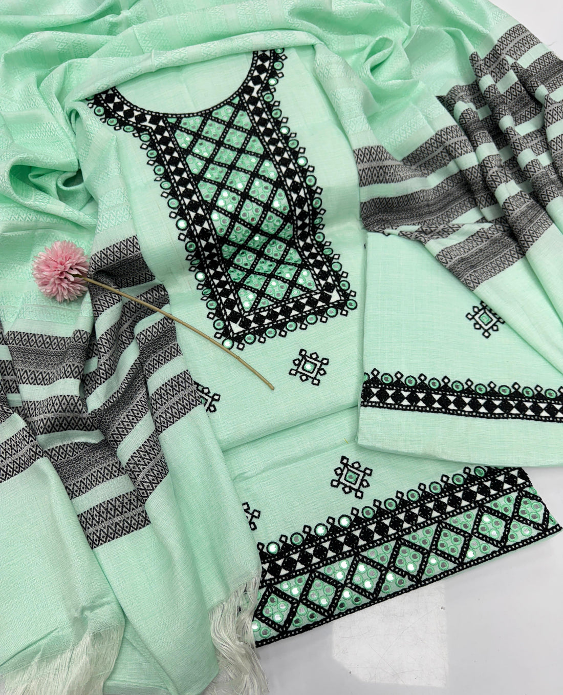 New arrival winter collection khaadi khadar 2026