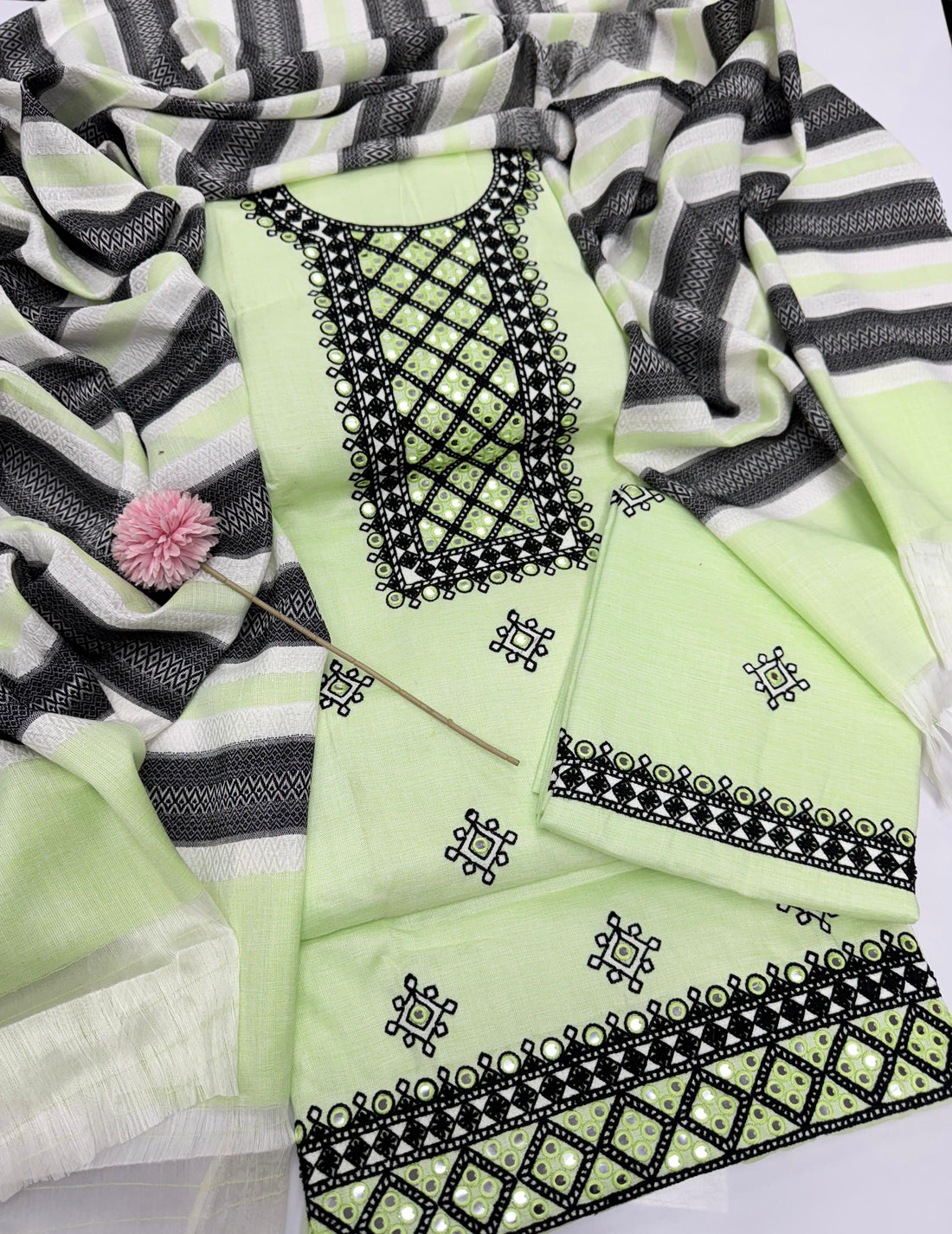 New arrival winter collection khaadi khadar 2026